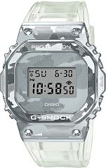 Casio G-Shock GM-5600SCM-1 Наручные часы