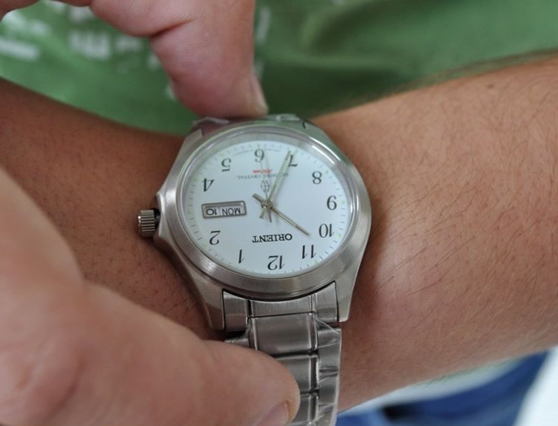 Q&q m139-005. Orient fug0q009w6. Наручные часы q&q a200j303y. Q and q m010. Q&q m030 j002.