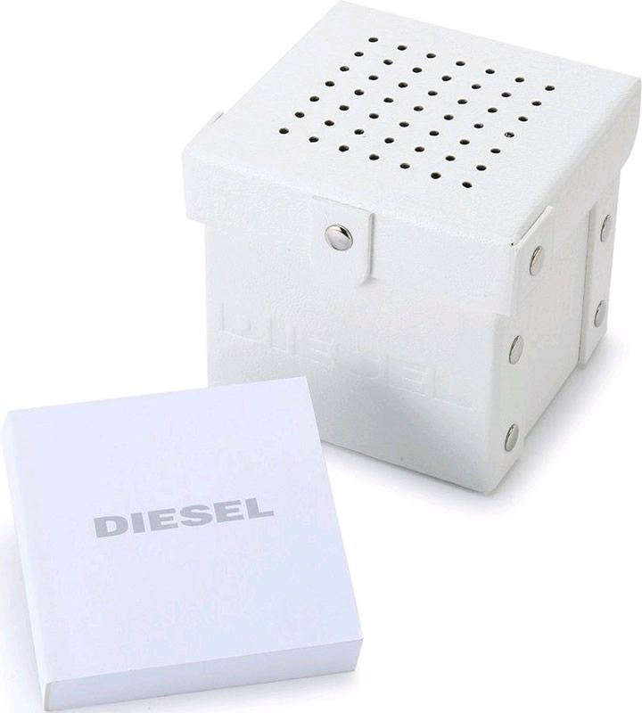 Diesel Mega Chief DZ4593 ﾐｷﾐｰﾐｺﾐｰﾐｷﾐｰﾑび� ﾐｸ ﾐｺﾑσｿﾐｸﾑび� ﾐｿﾐｾ ﾑ�ﾐｵﾐｽﾐｵ 38 100 ﾑ�ﾑσｱ. ﾐｲ  ﾐ｡ﾐｰﾐｽﾐｺﾑ�-ﾐ渙ｵﾑひｵﾑ�ﾐｱﾑτ�ﾐｳﾐｵ, ﾐ慴ｾﾑ�ﾐｺﾐｲﾐｵ ﾐｸ ﾑ� ﾐｴﾐｾﾑ�ﾑひｰﾐｲﾐｺﾐｾﾐｹ ﾐｿﾐｾ ﾐｲﾑ�ﾐｵﾐｹ ﾐ�ﾐｾﾑ�ﾑ�ﾐｸﾐｸ.