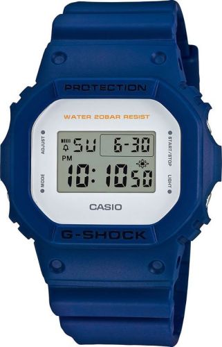 Фото часов Casio G-Shock DW-5600M-2E