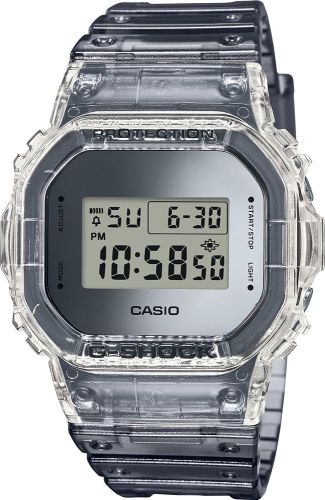 Фото часов Casio G-Shock DW-5600SK-1