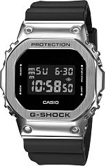 Casio G-Shock GM-5600-1 Наручные часы