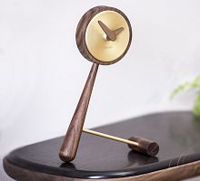 Настольные часы Nomon Puntero G Mini Gold, латунь/дерево, 26x18cm MPUNG Настольные часы