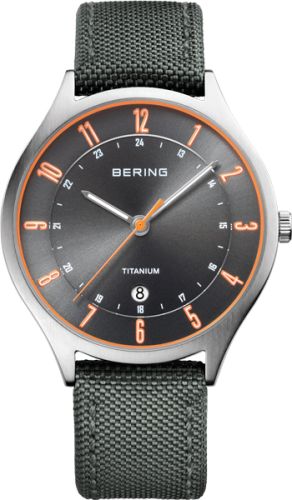 Фото часов Женские часы Bering Classic 11739-879